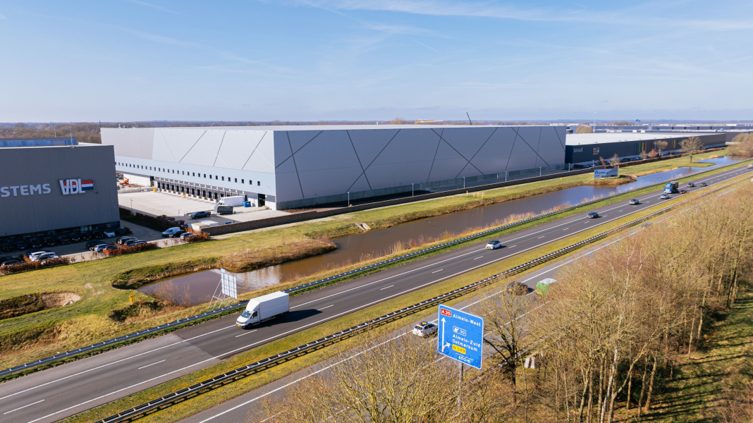 Almelo Hoogbouwmagazijn dronefotografie