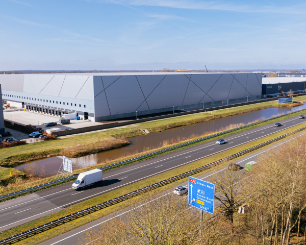 Almelo Hoogbouwmagazijn dronefotografie