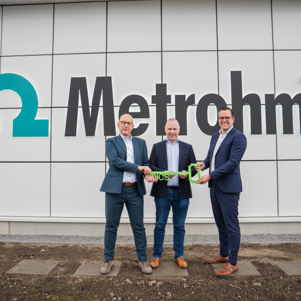 Sleuteloverdracht Omega aan Metrohm 